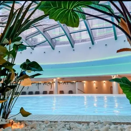 Hanza Tower Sunny 22 & Pool & Sauna & Jacuzzi Appartement